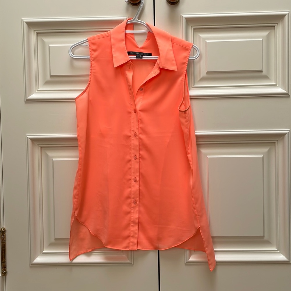 The Ken - Sleeveless Blouse Top/Tank